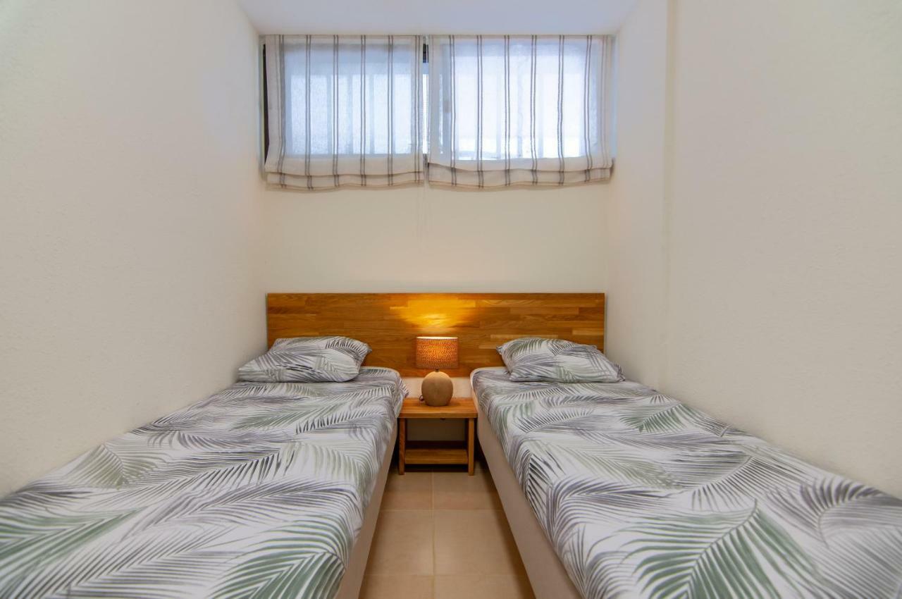 Summerland 2A016 Los Cristianos (Tenerife) Exterior photo